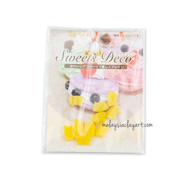 Pineapple Slice Cabochon (10 pcs) Dollhouse Fruit Toppings Sweets Deco