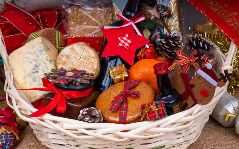 Step-by-Step Tutorial - Sealing Gift Hampers with Heat Shrink Wrap