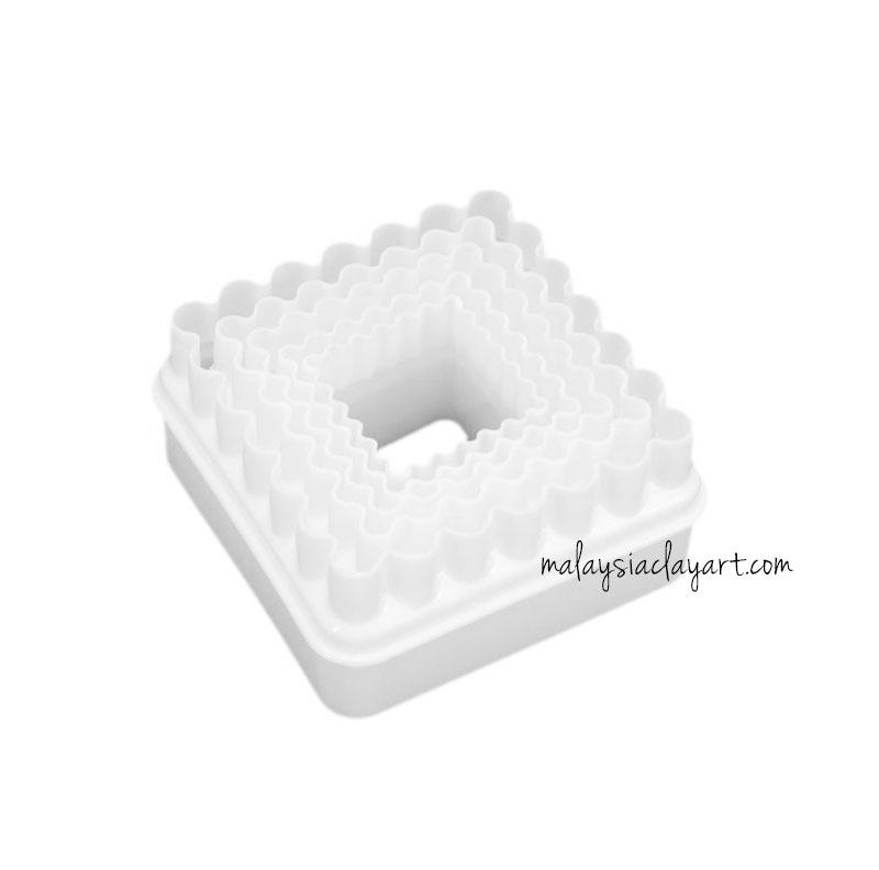 5 Pcs Cutter Set - Square With Wave Shape