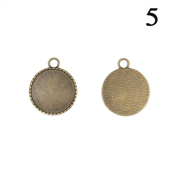 1 x Necklace Pendant Round Frame