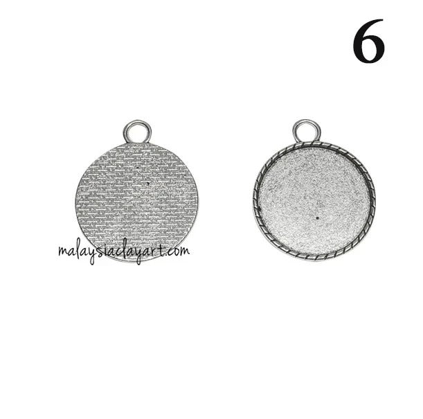 1 x Necklace Pendant Round Frame