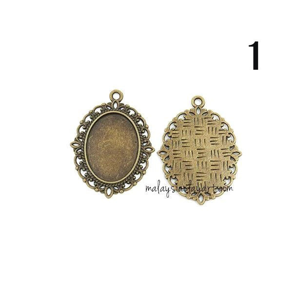 1 x Necklace Pendant Oval Filigree Frame Bronze